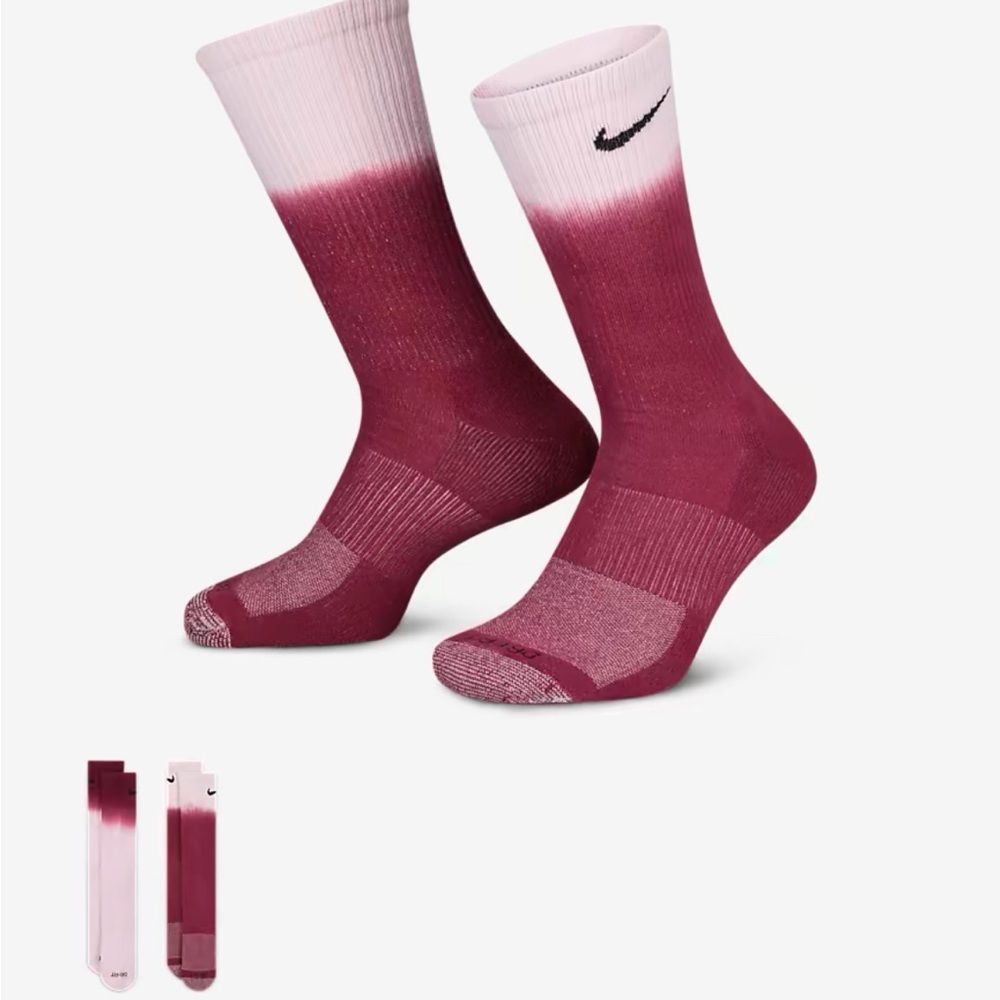 Nike everyday plus Dri-Fit socks